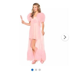 spirit halloween GLINDA UPLANDS ROBE 
BRAND NEW 
SIZE: ADULT SMALL/MEDIUM 4-8